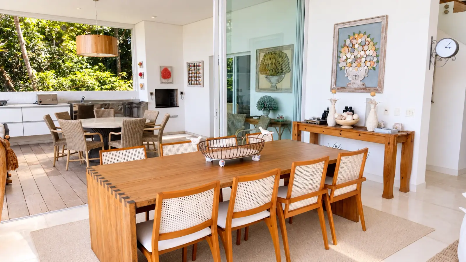 Casa para aluguel anual no condominio Iporanga (31)