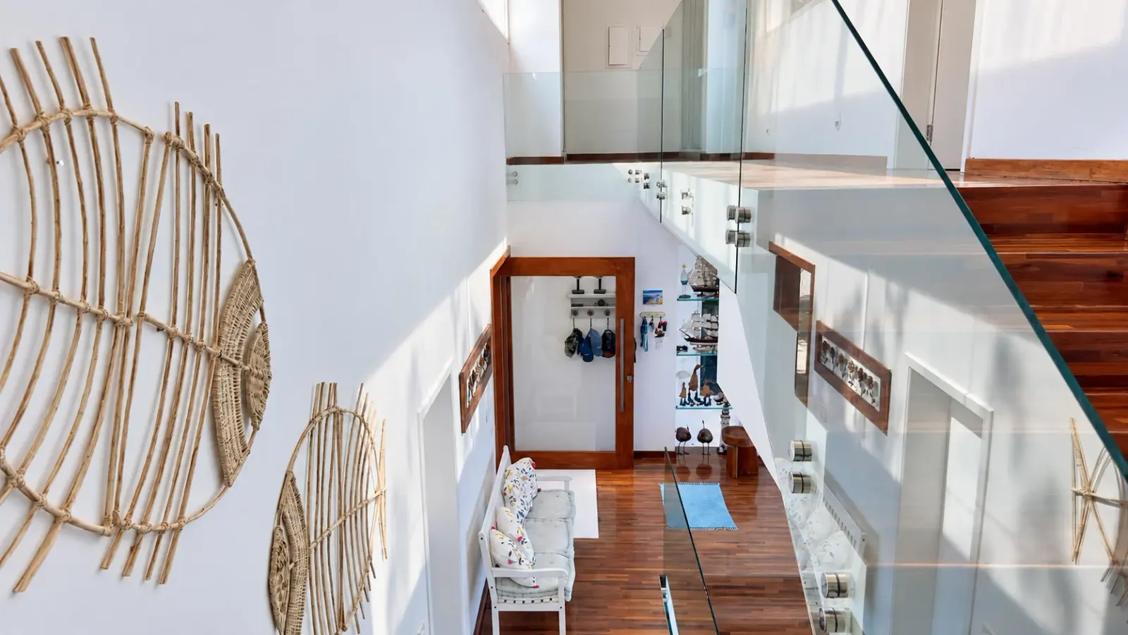 Casa para aluguel anual no condominio Iporanga (54)
