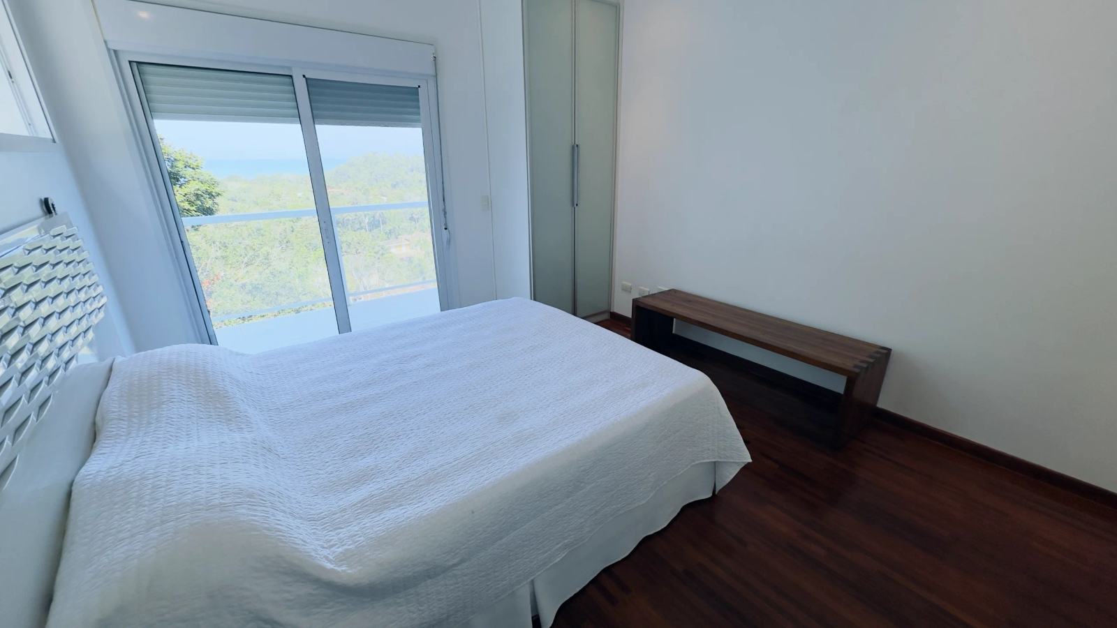 Casa no Condominio Iporanga com Vista para o Mar para Aluguel Anual (34)