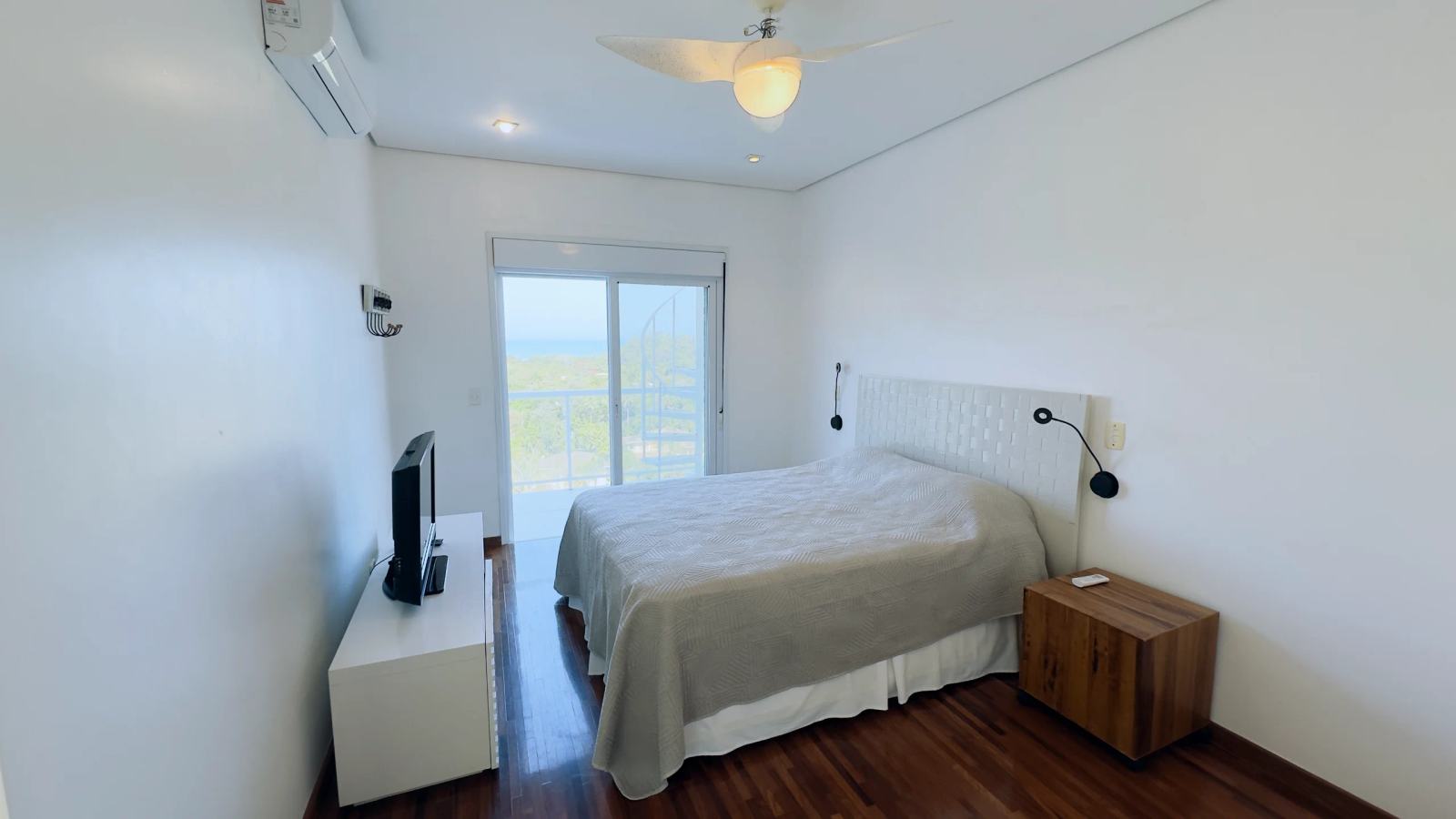 Casa no Condominio Iporanga com Vista para o Mar para Aluguel Anual (21)
