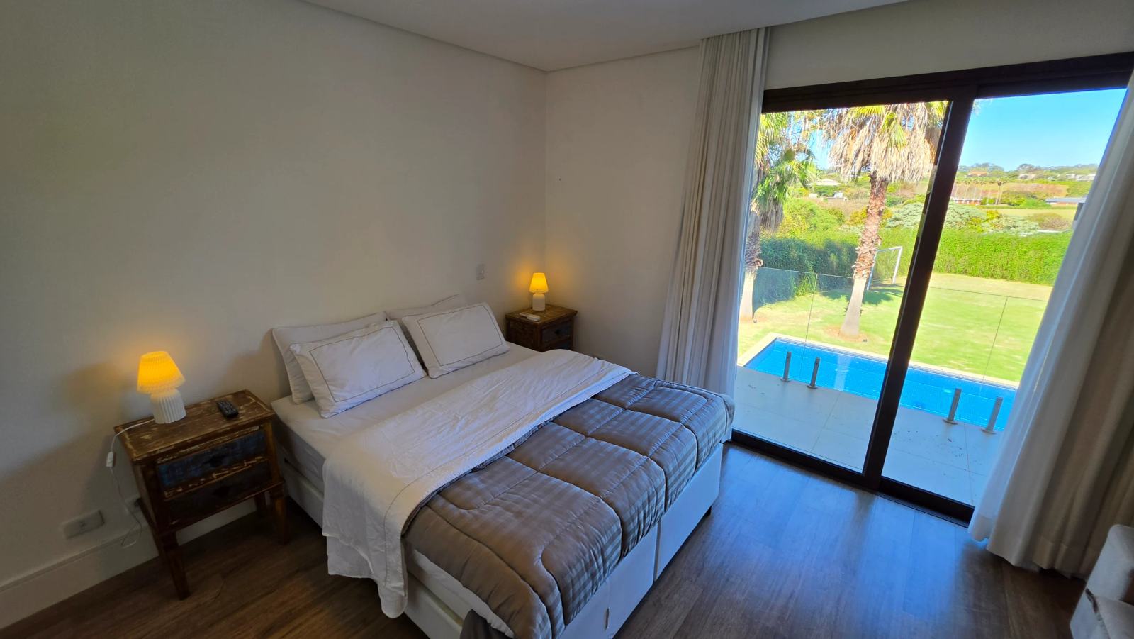 Imóveis no condominio fazenda boa vista fase 2 5 suites venda e locação casa (27)