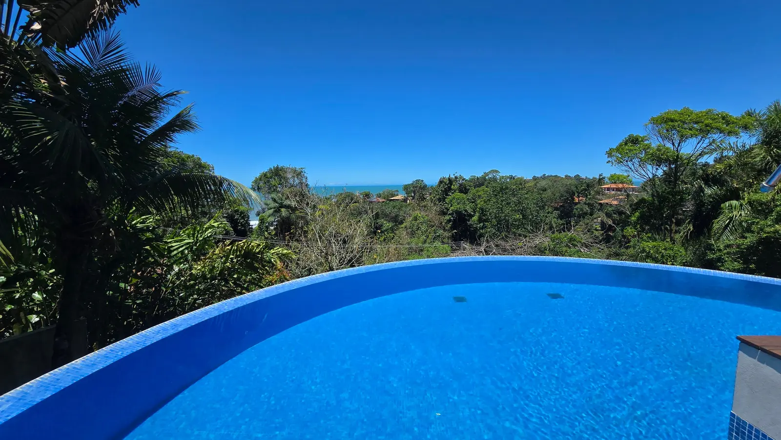 Área externa 4 — Taguaíba, Guarujá, à venda e para locação, Casa