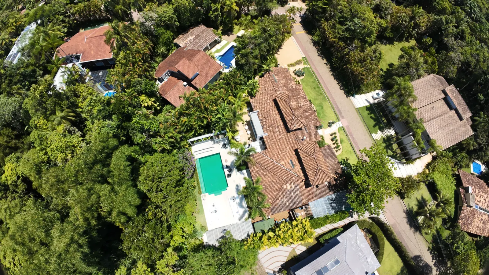 Vista aérea — Iporanga, Guarujá, para temporada, Casa