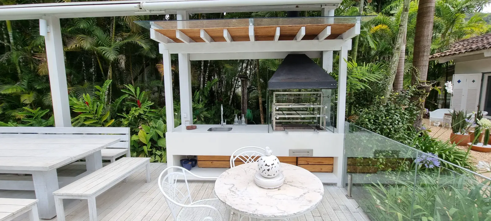 Área externa 17 — Iporanga, Guarujá, para temporada, Casa