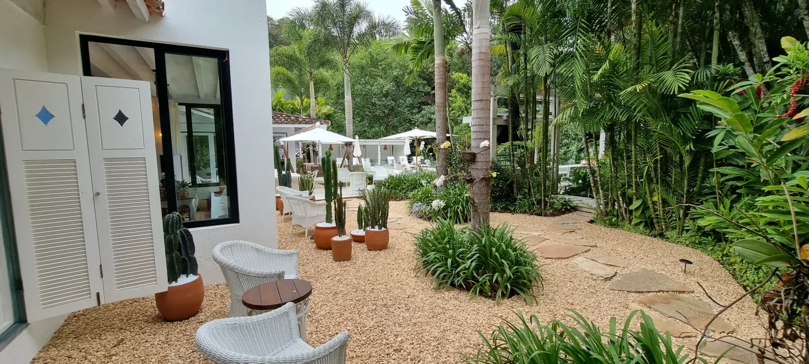 Área externa 3 — Iporanga, Guarujá, para temporada, Casa