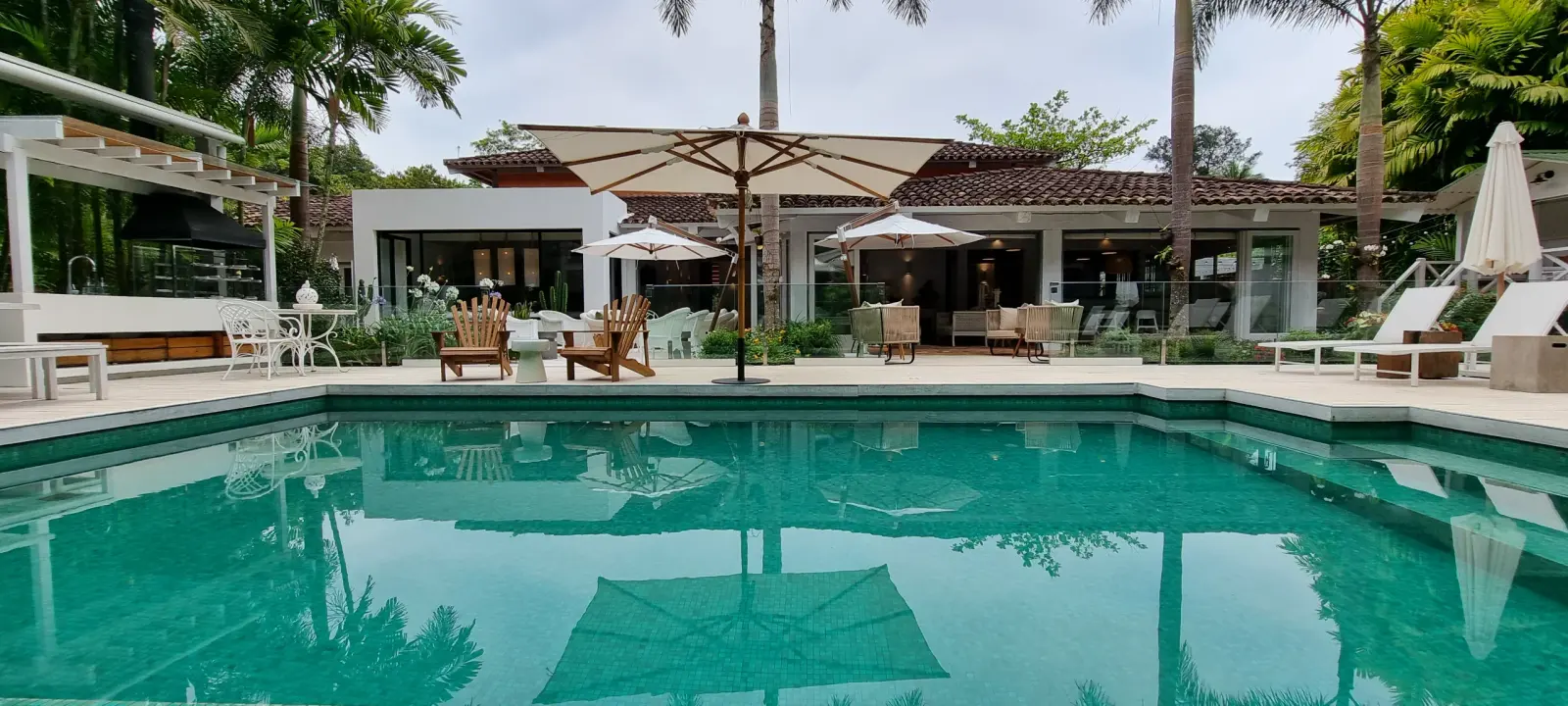 Área externa 14 — Iporanga, Guarujá, para temporada, Casa