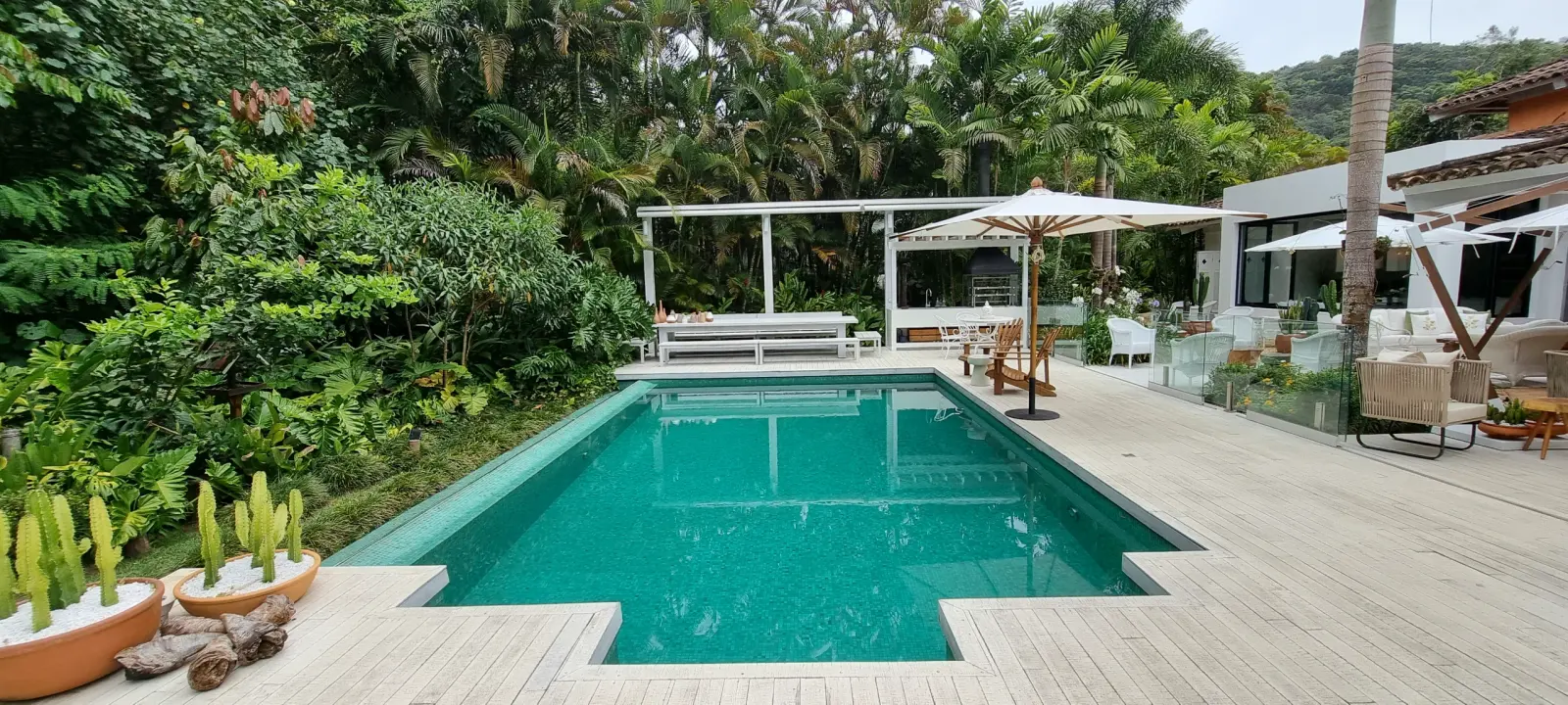 Área externa 13 — Iporanga, Guarujá, para temporada, Casa
