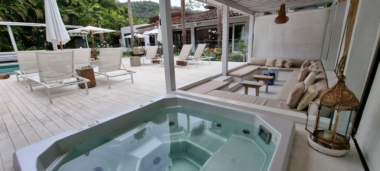 Área externa 12 — Iporanga, Guarujá, para temporada, Casa