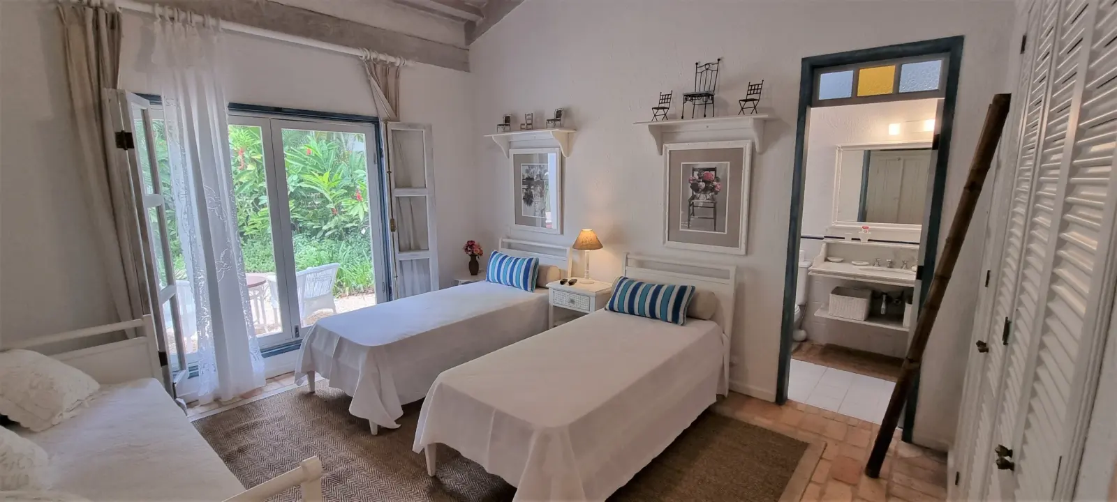 Suíte 10 — Iporanga, Guarujá, para temporada, Casa