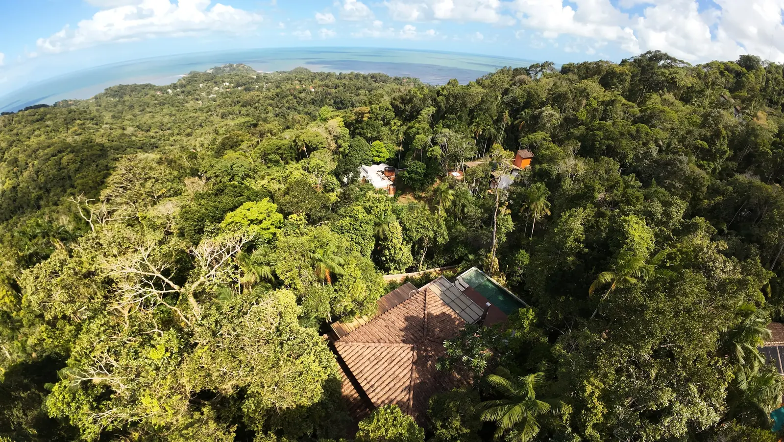 Vista aérea 2 — São Pedro, Guarujá, para temporada, Casa