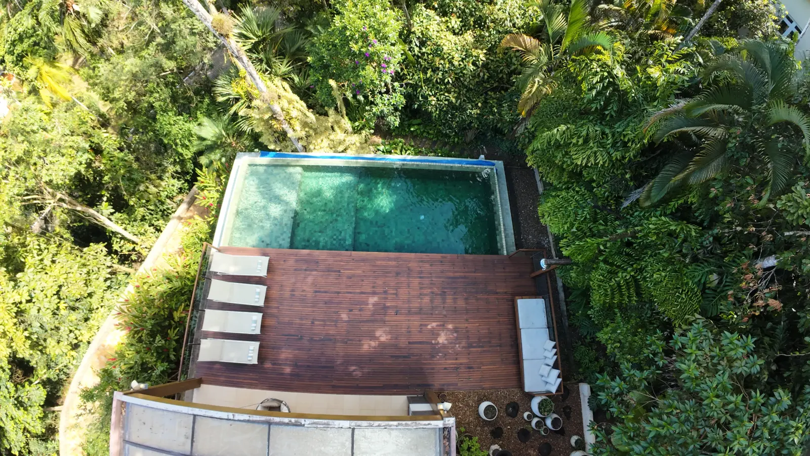 Vista aérea 4 — São Pedro, Guarujá, para temporada, Casa