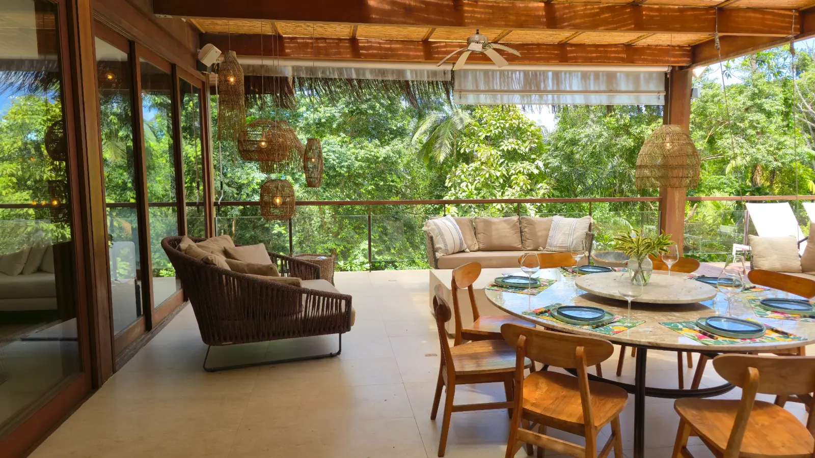 Área externa 11 — São Pedro, Guarujá, para temporada, Casa