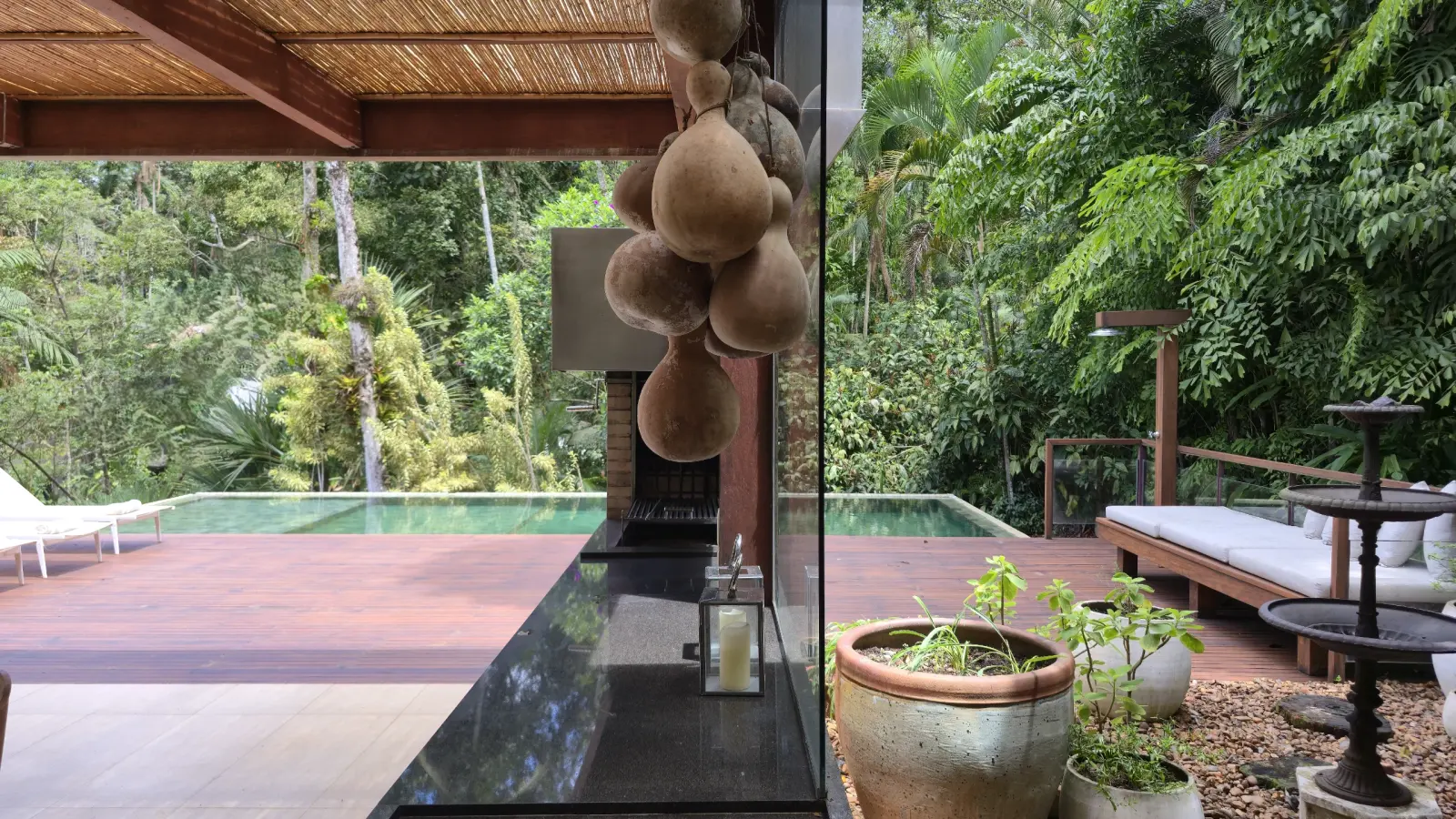 Área externa 16 — São Pedro, Guarujá, para temporada, Casa
