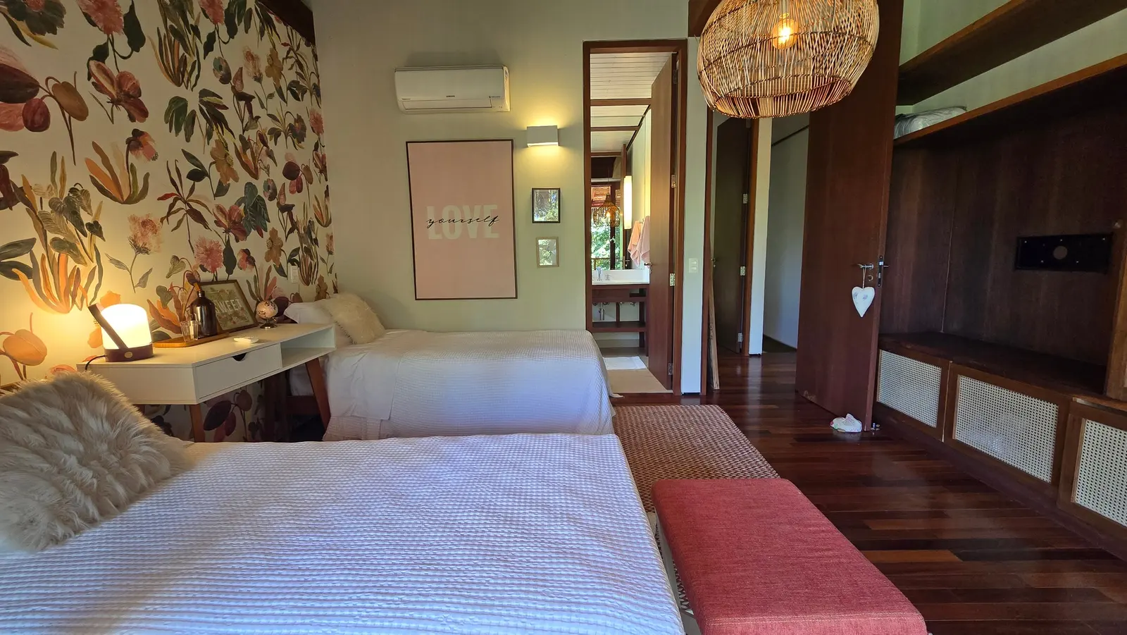Suíte 5 — São Pedro, Guarujá, para temporada, Casa