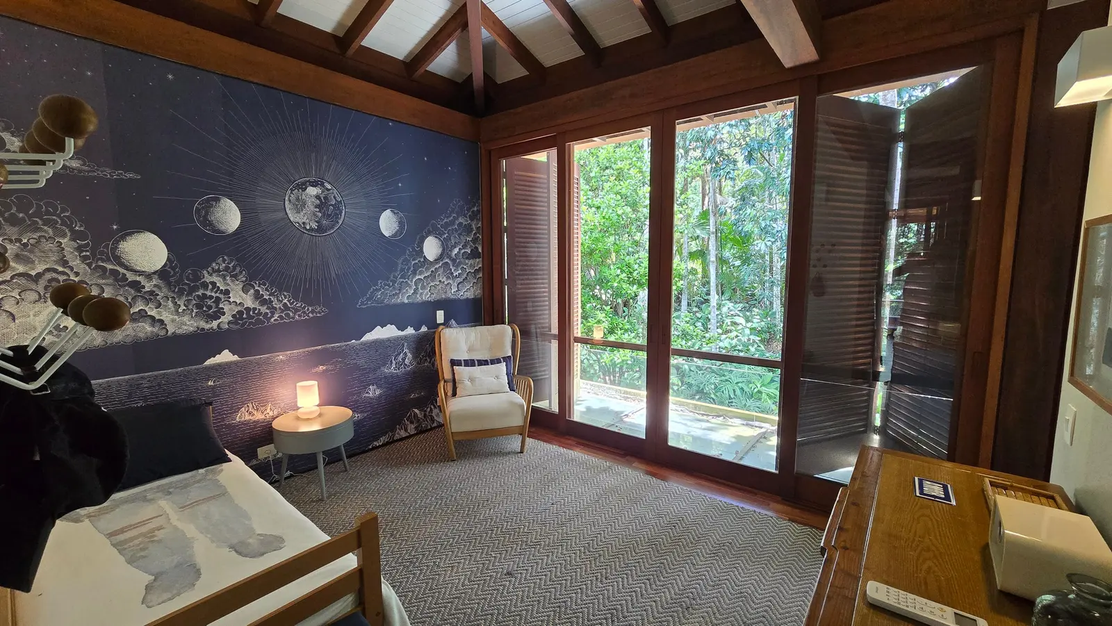 Suíte 13 — São Pedro, Guarujá, para temporada, Casa