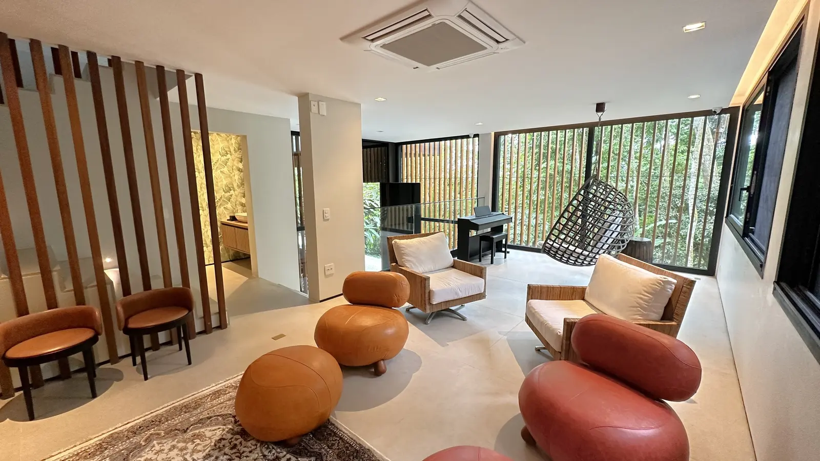 Área de serviço 4 — São Pedro, Guarujá, à venda e para locação, Casa