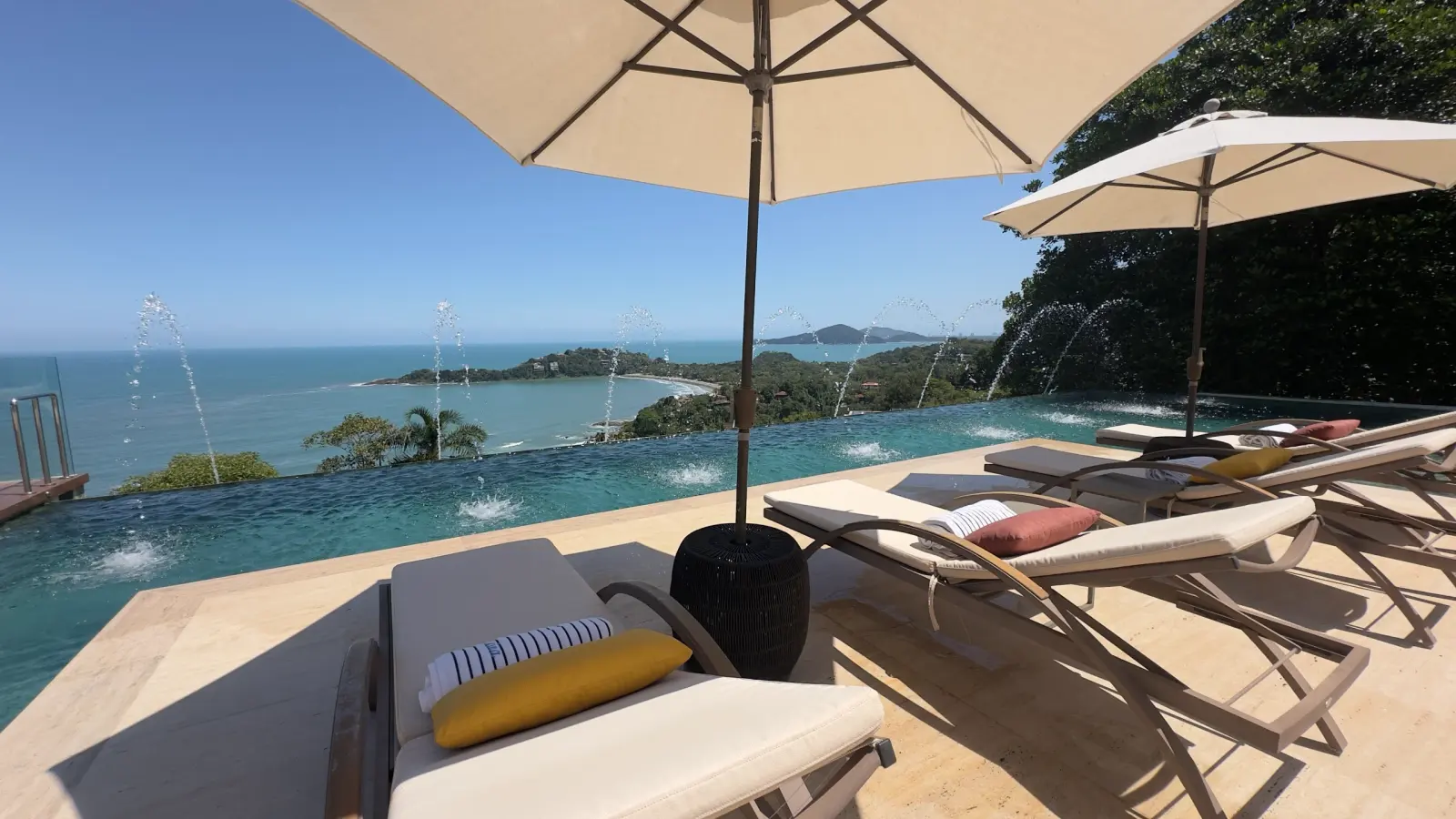 Área externa 15 — Taguaíba, Guarujá, para temporada, Casa