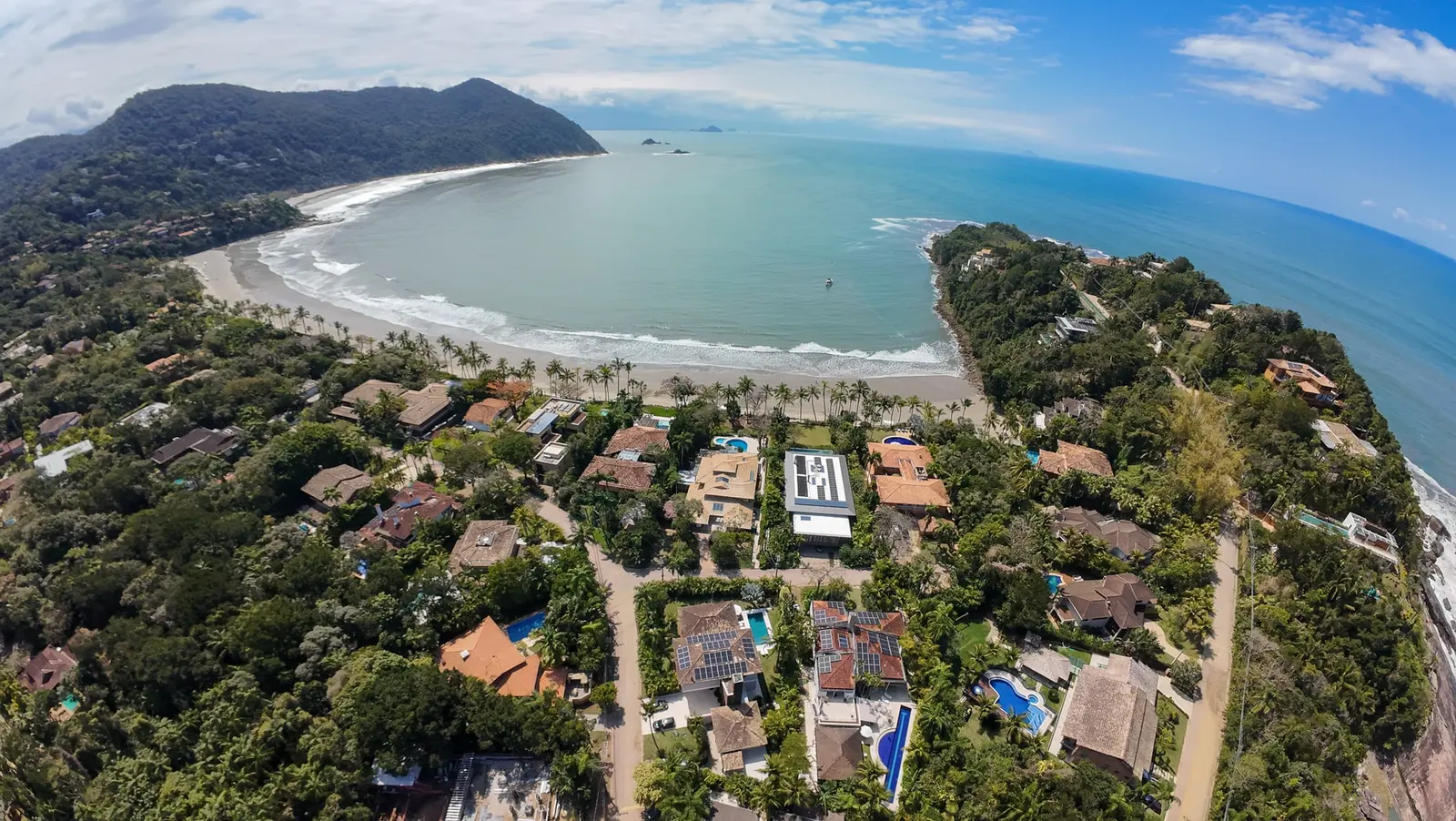 Vista aérea 3 — Iporanga, Guarujá, para temporada, Casa