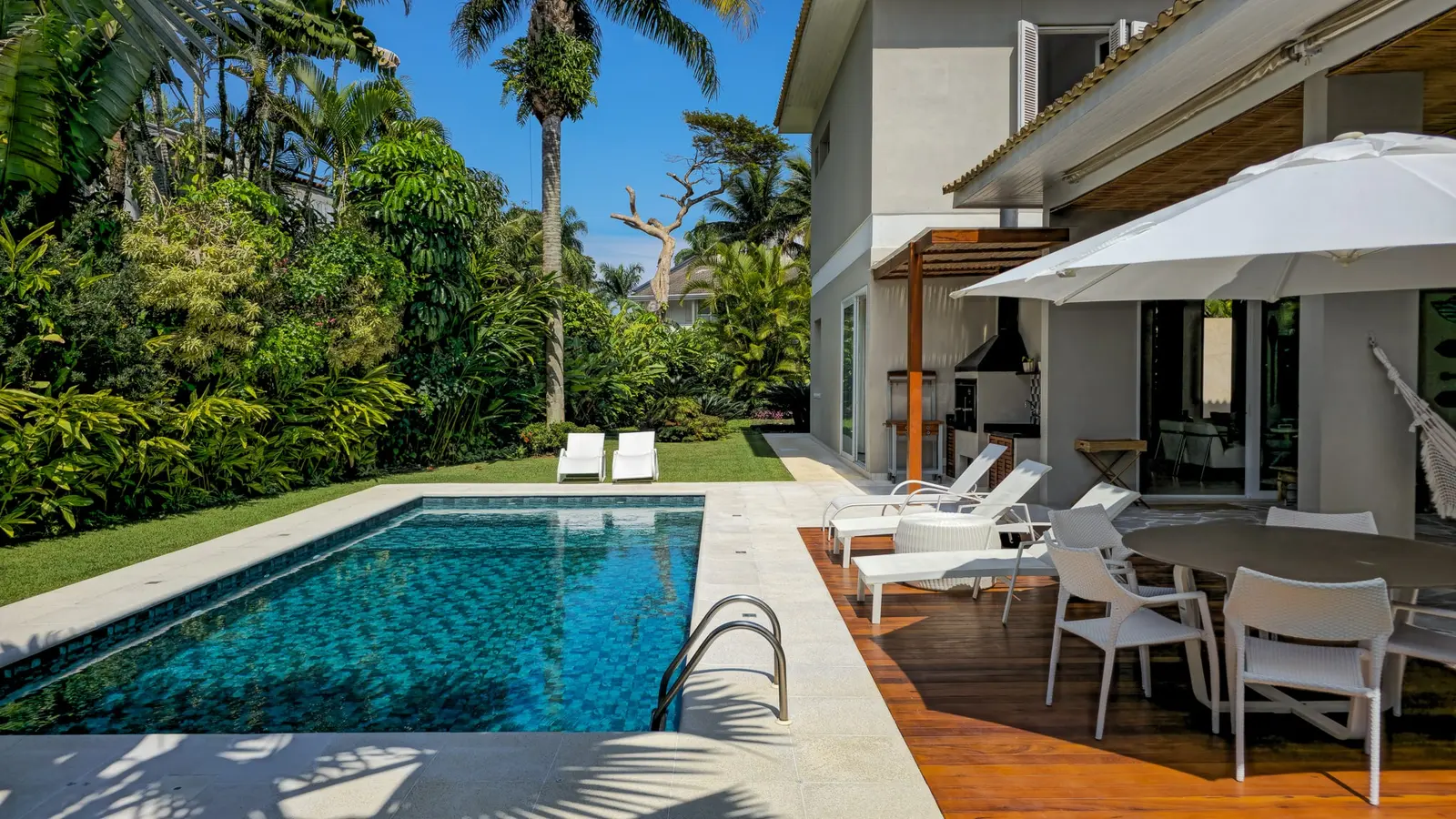 Área externa 27 — Iporanga, Guarujá, para temporada, Casa