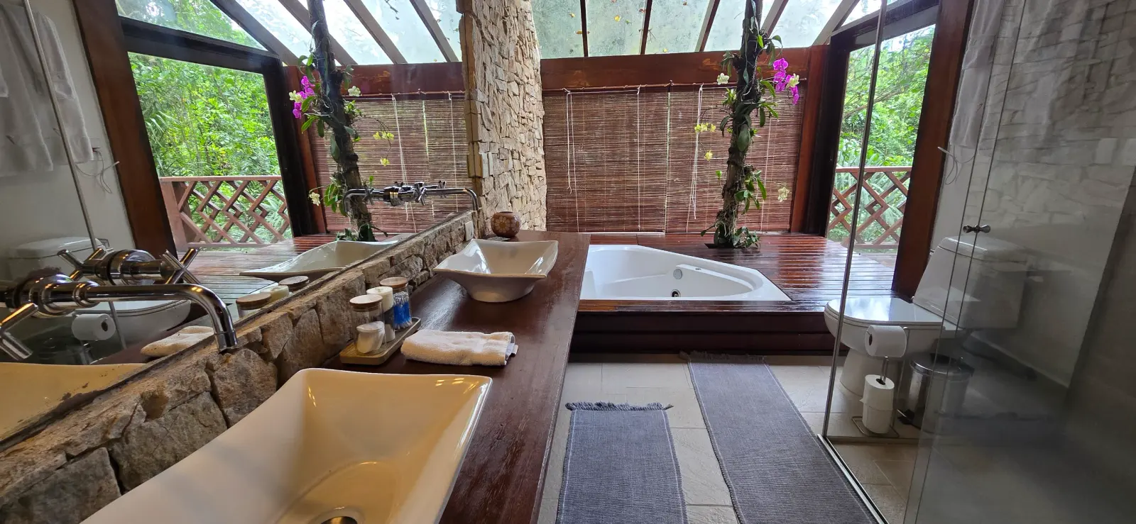 Suíte 7 — Iporanga, Guarujá, para temporada, Casa