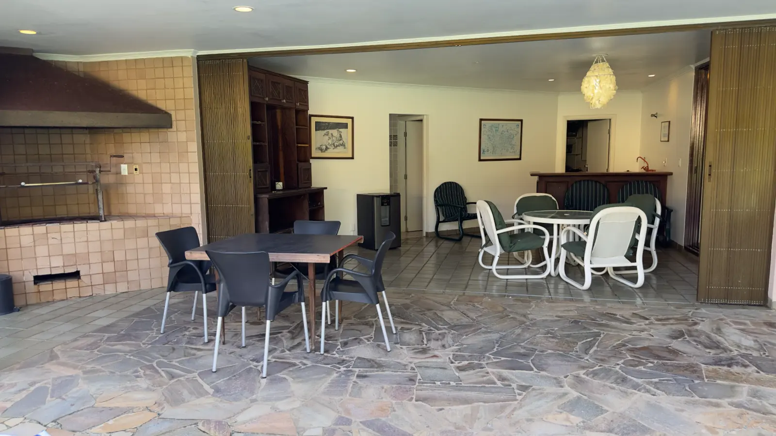 Casa no condominio Iporanga praia de São Pedro para locação temporada (3)