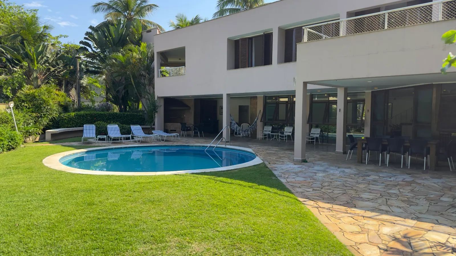 Casa no condominio Iporanga praia de São Pedro para locação temporada (7)