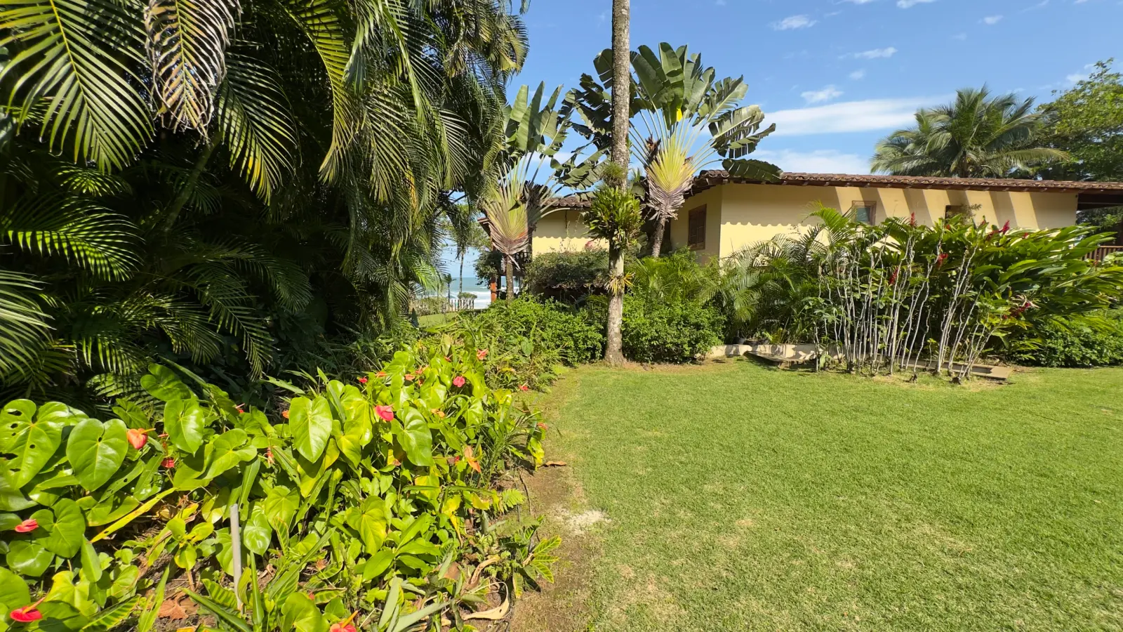 Casa no condominio Iporanga praia de São Pedro para locação temporada (9)