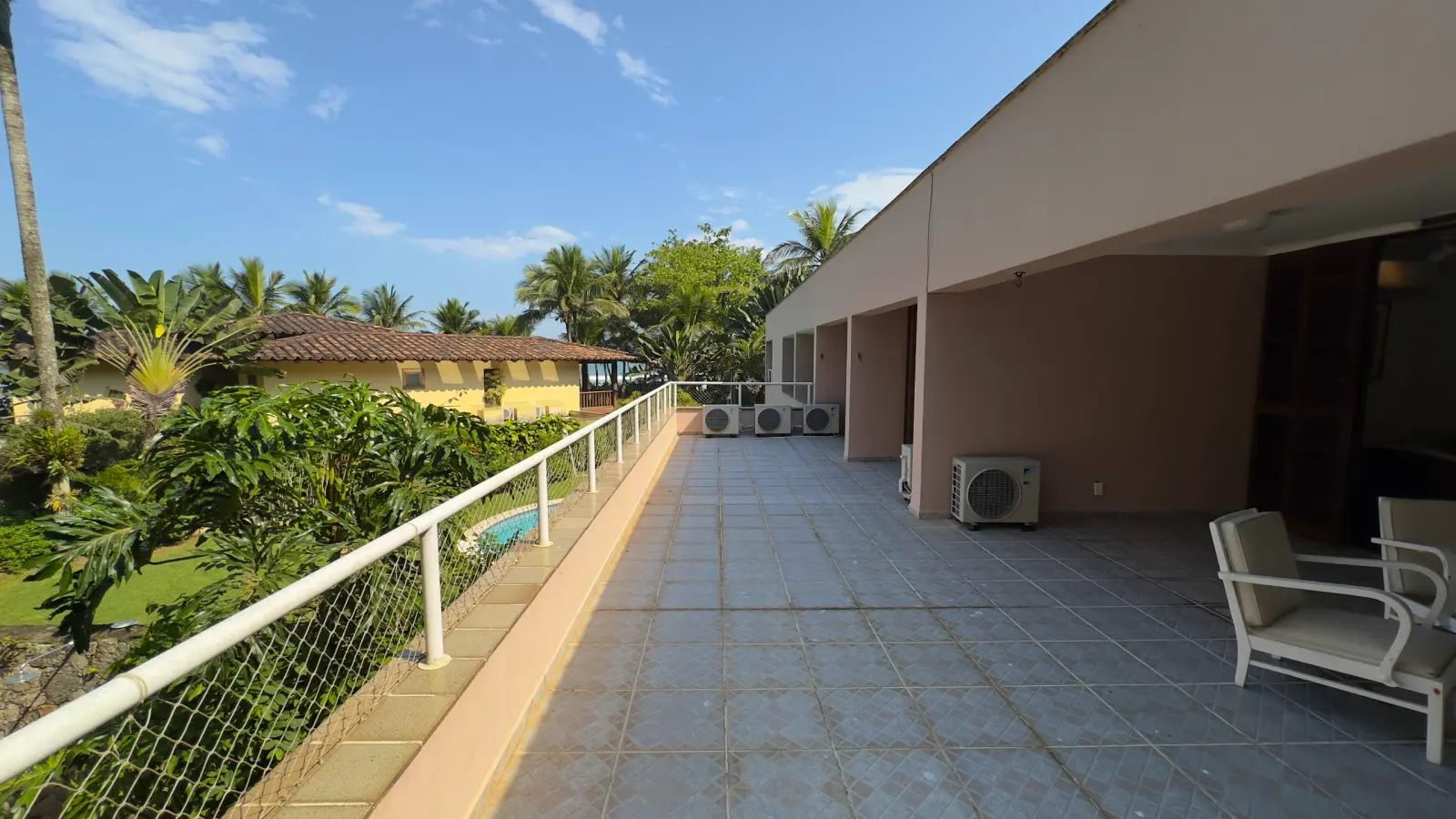 Casa no condominio Iporanga praia de São Pedro para locação temporada (28)