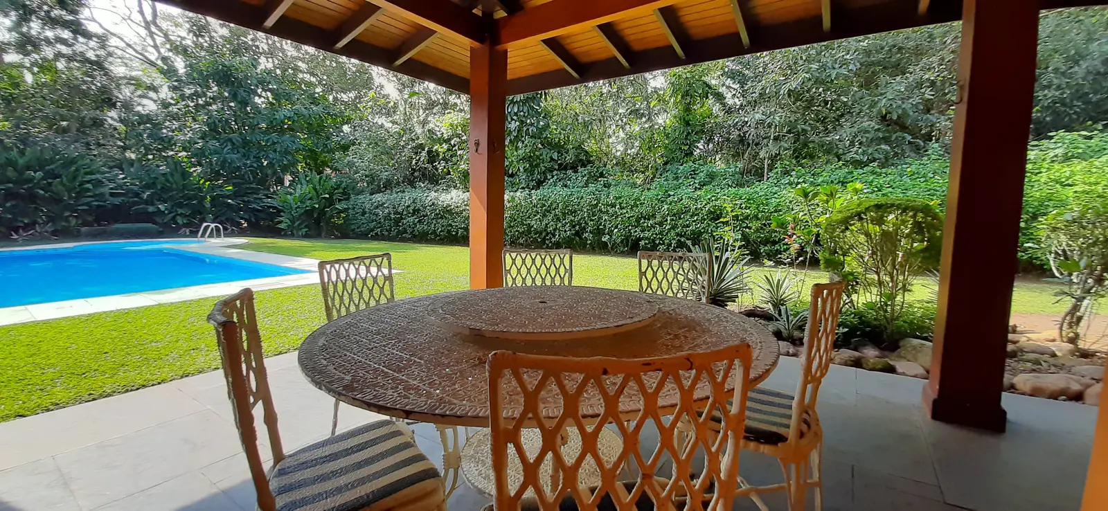 Área externa 6 — Iporanga, Guarujá, para temporada, Casa