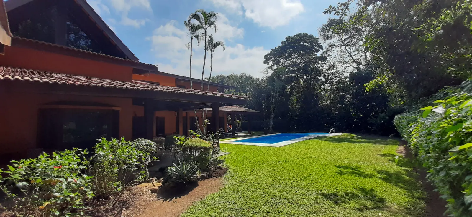 Área externa 15 — Iporanga, Guarujá, para temporada, Casa