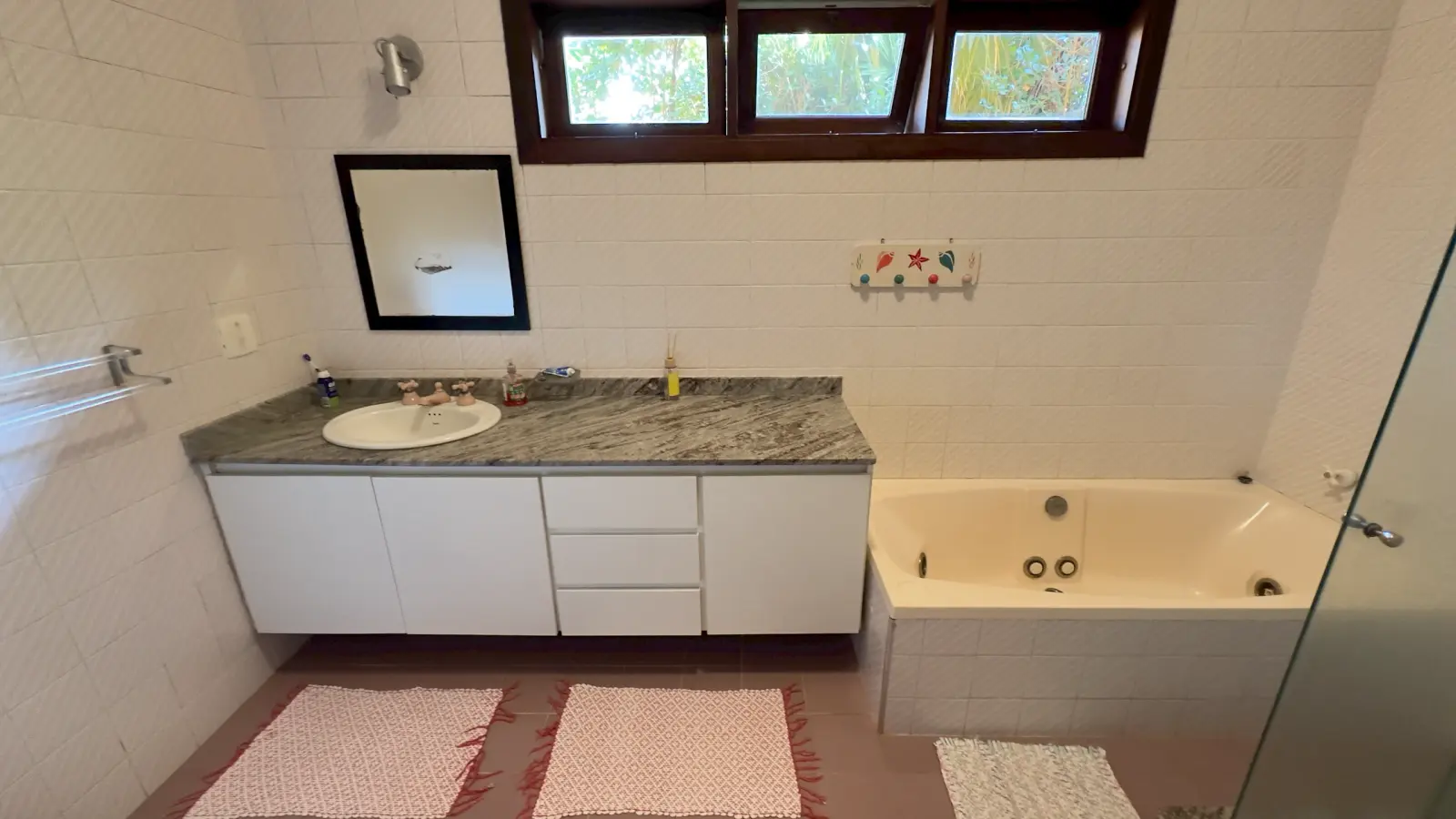 Suíte 5 — Iporanga, Guarujá, para temporada, Casa