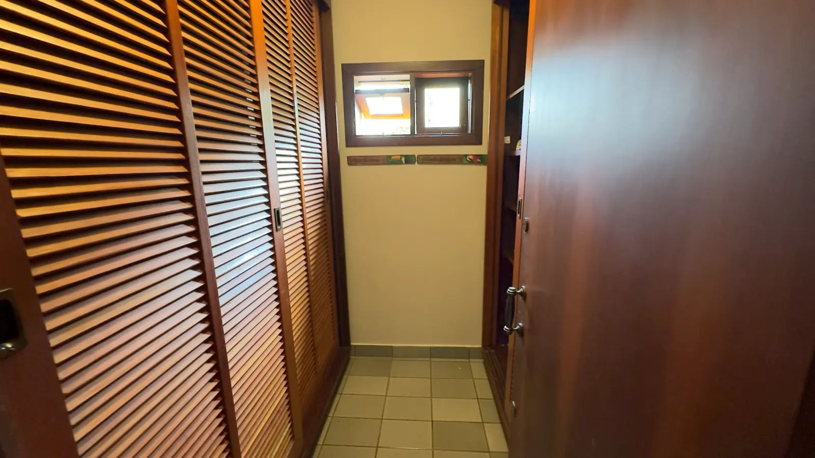 Suíte 10 — Iporanga, Guarujá, para temporada, Casa