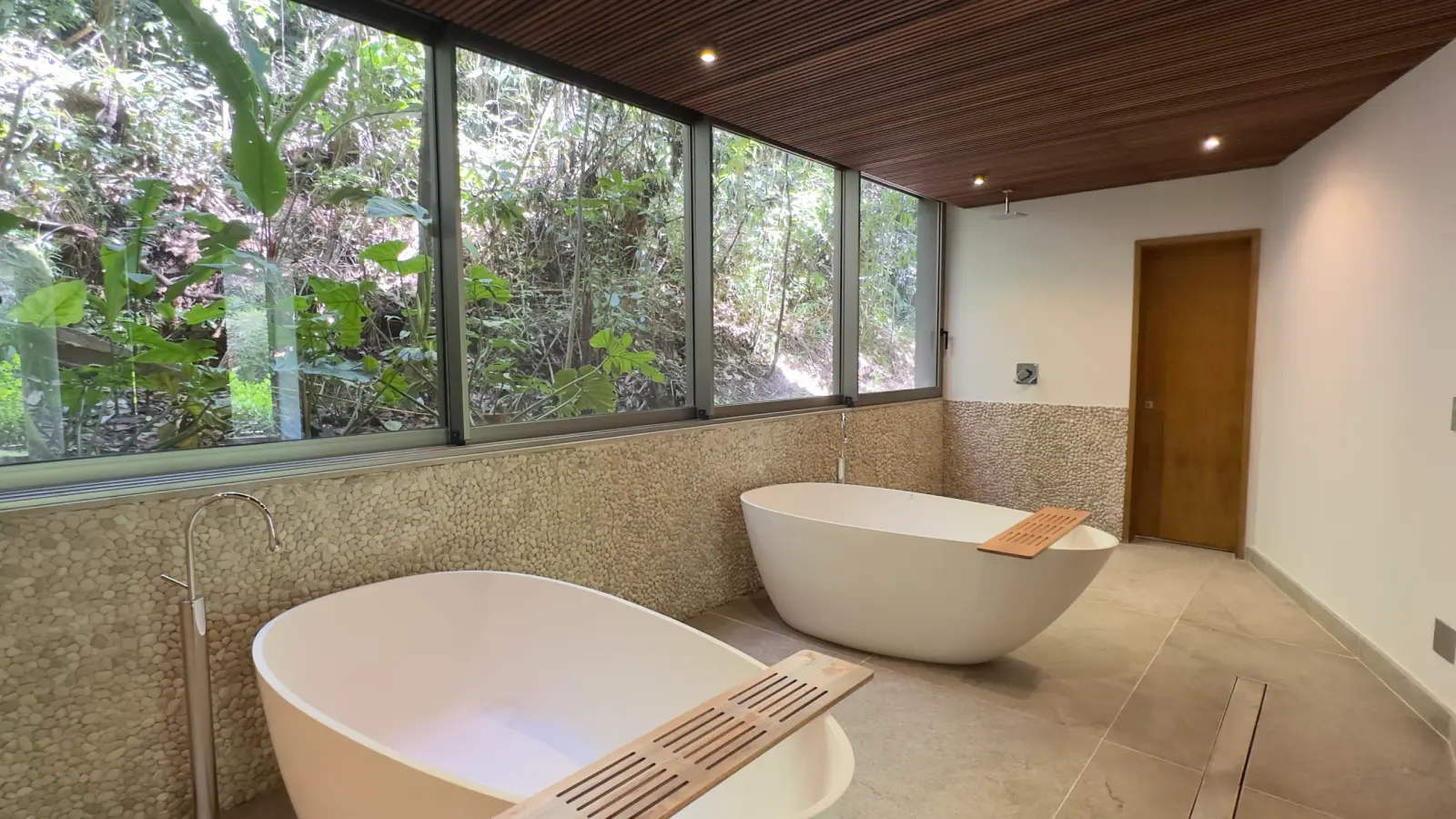 Área de serviço 3 — Tijucopava, Guarujá, à venda, Casa
