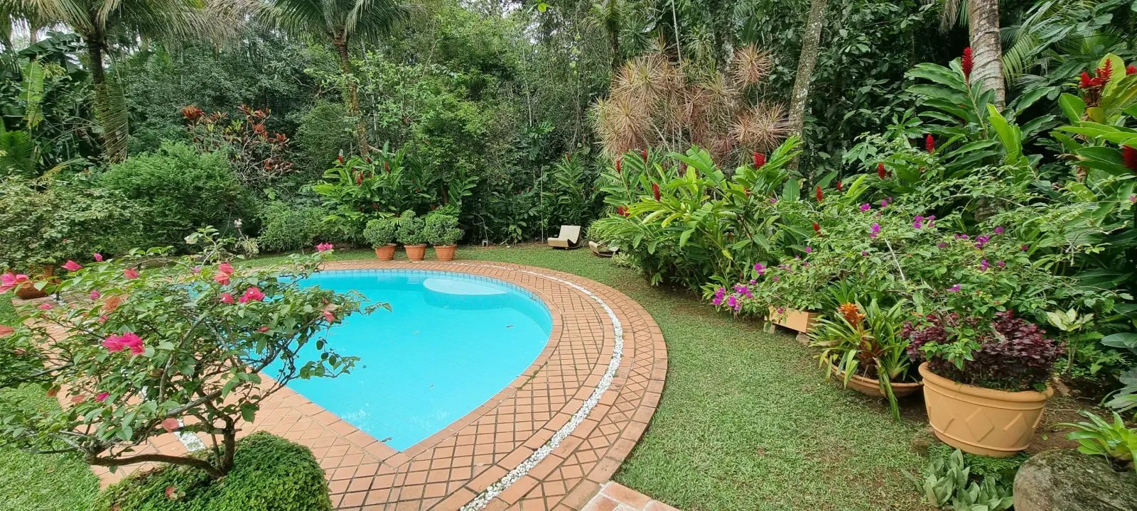Área externa 6 — Iporanga, Guarujá, para temporada, Casa