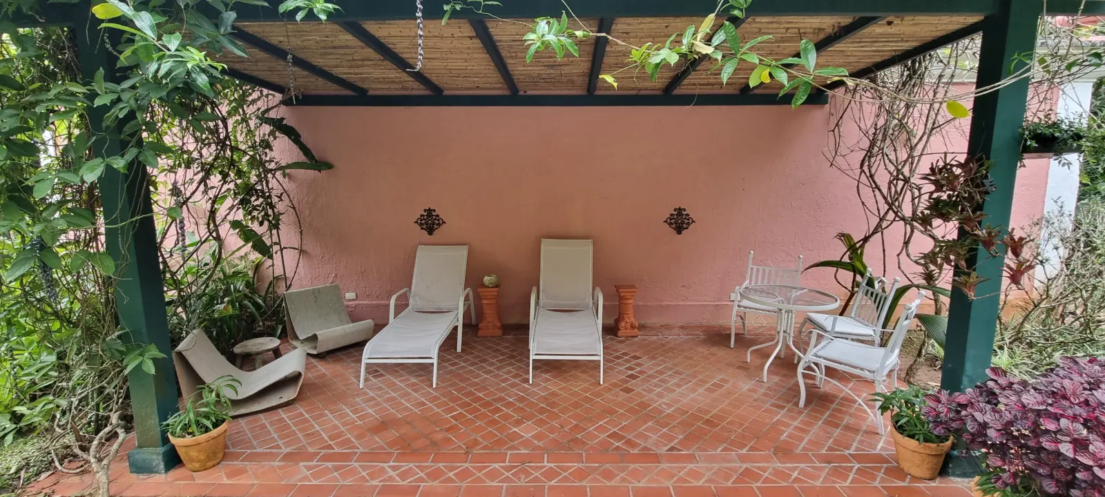 Área externa 10 — Iporanga, Guarujá, para temporada, Casa
