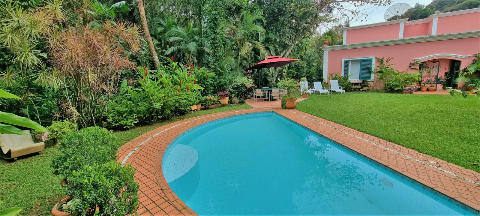Área externa 8 — Iporanga, Guarujá, para temporada, Casa