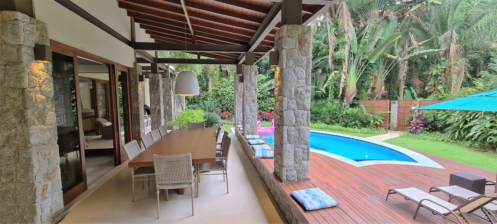 Vista aérea — Iporanga, Guarujá, para temporada, Casa