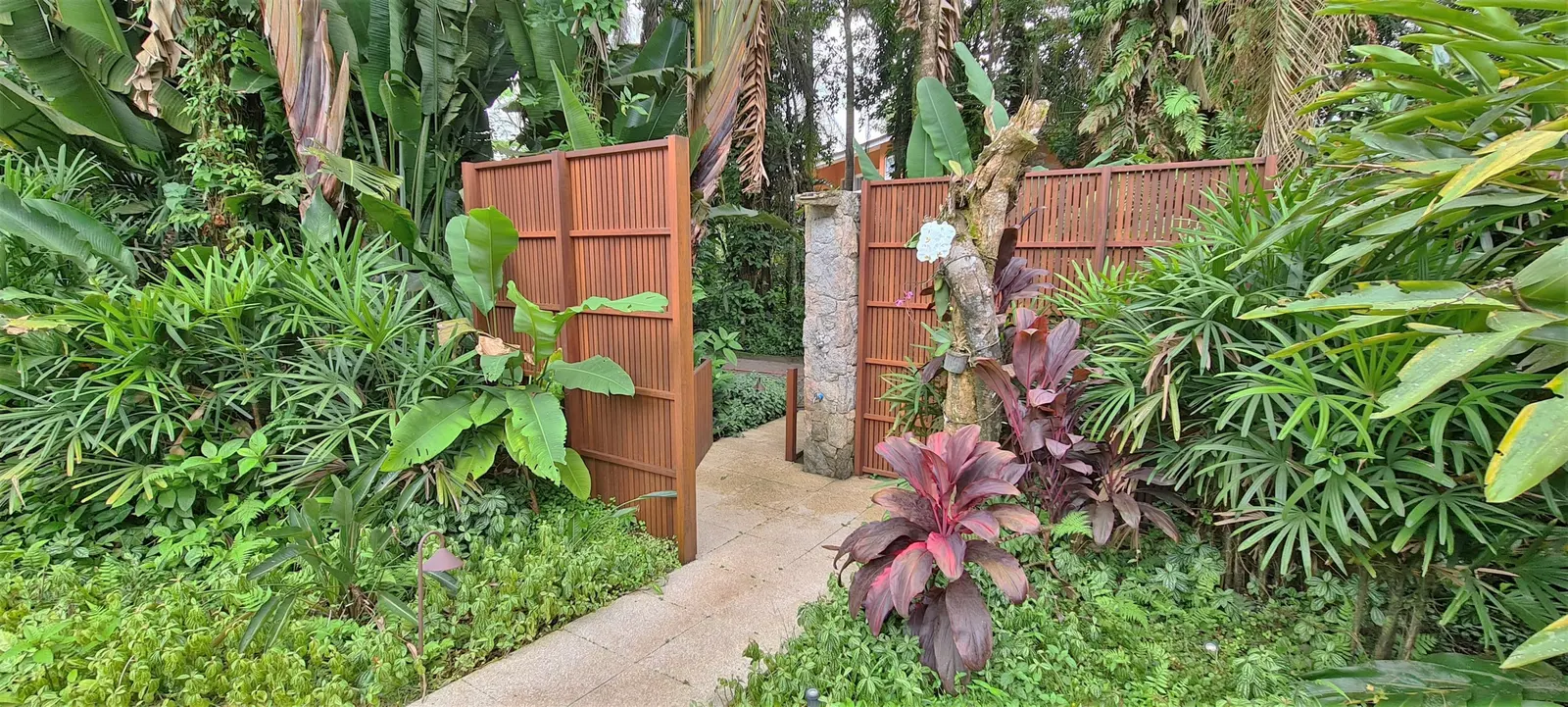 Área externa 4 — Iporanga, Guarujá, para temporada, Casa