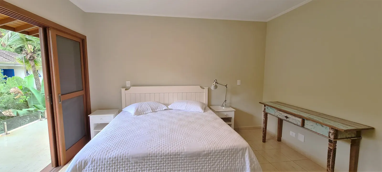 Suíte 3 — Iporanga, Guarujá, para temporada, Casa