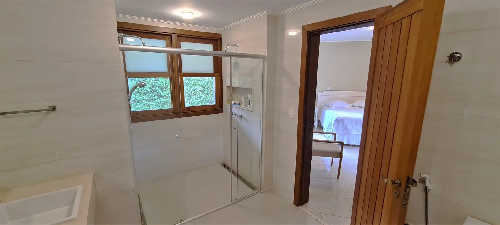 Suíte 4 — Iporanga, Guarujá, para temporada, Casa