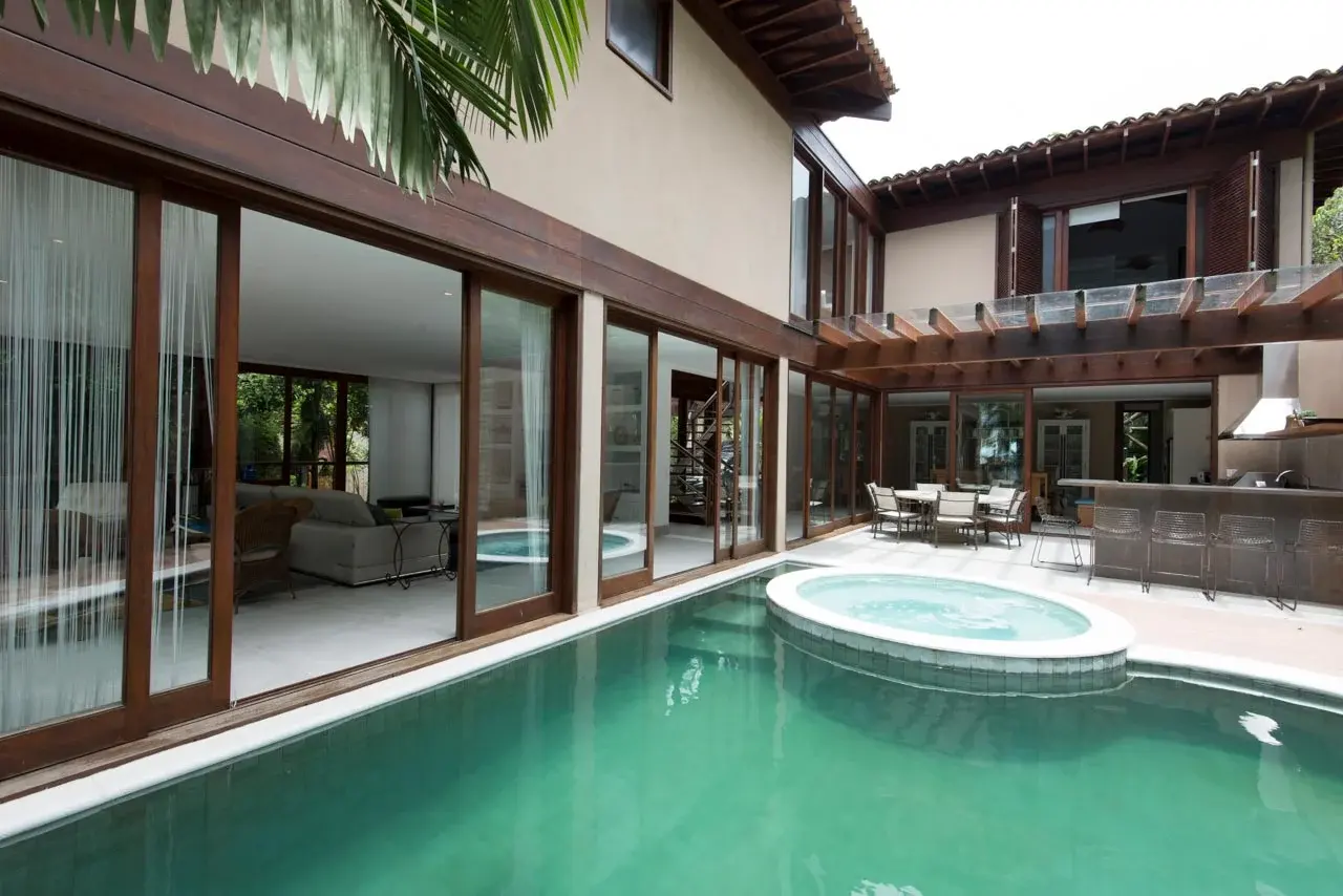 Área externa 4 — São Pedro, Guarujá, para temporada, Casa