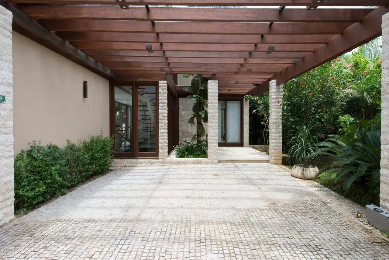 Área externa 2 — São Pedro, Guarujá, para temporada, Casa