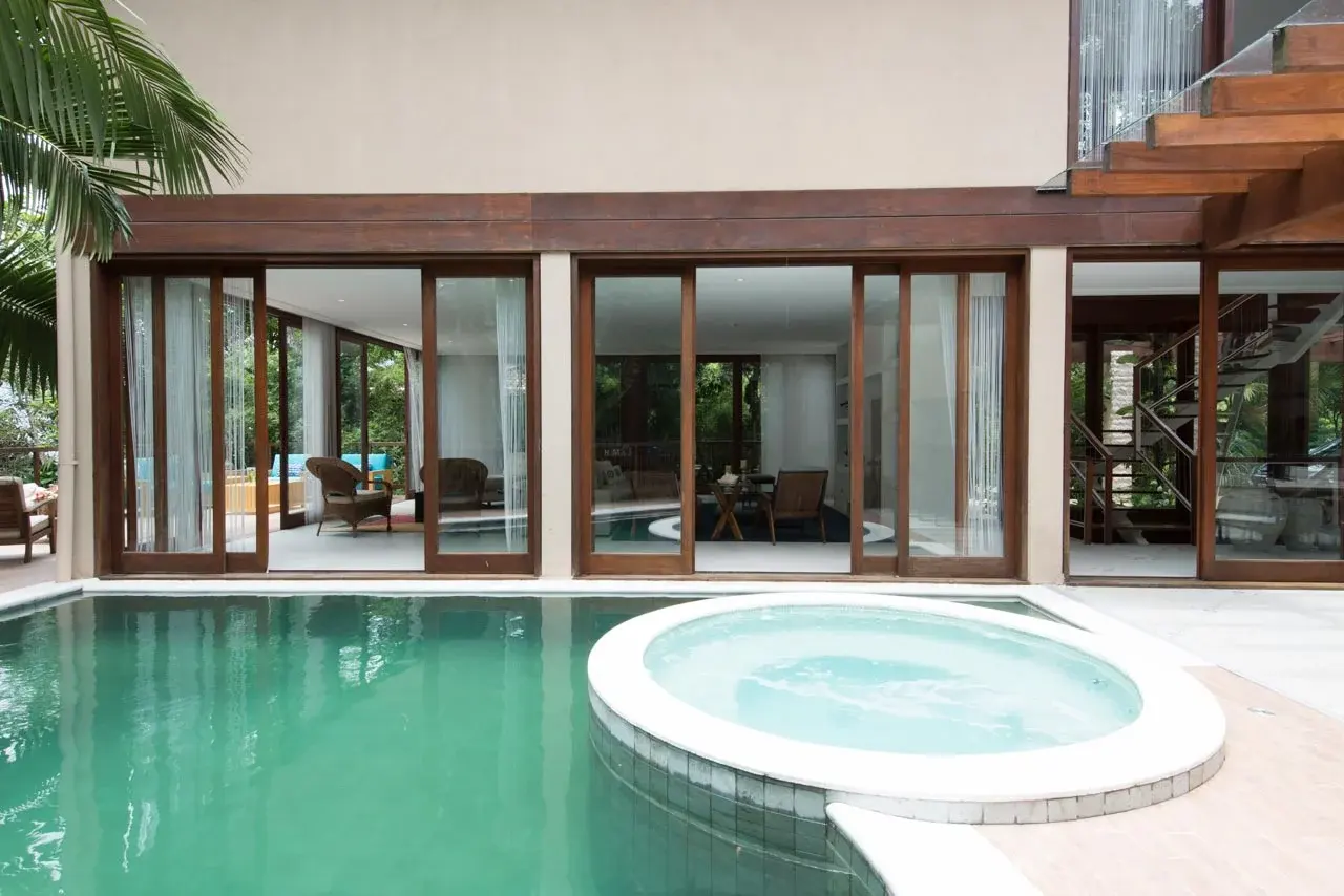 Área externa 6 — São Pedro, Guarujá, para temporada, Casa