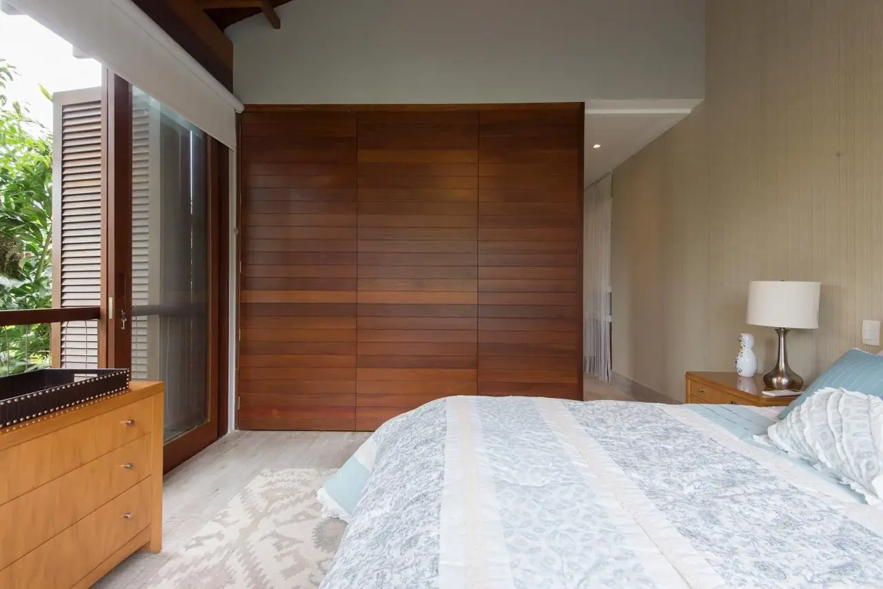 Suíte 10 — São Pedro, Guarujá, para temporada, Casa