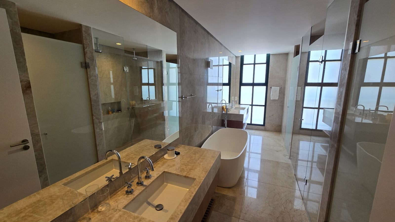 Suíte 1 — Boa Vista Village, Porto Feliz, à venda e para locação, Apartamento