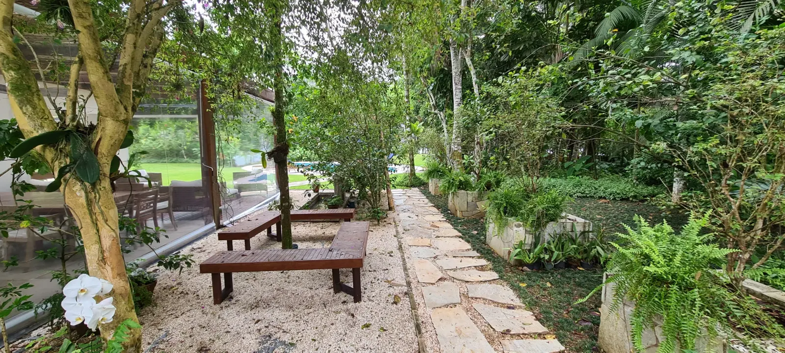 Área externa 10 — Iporanga, Guarujá, para temporada, Casa