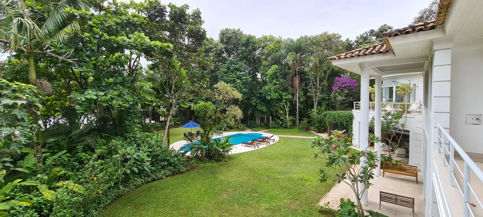 Área externa 3 — Iporanga, Guarujá, para temporada, Casa
