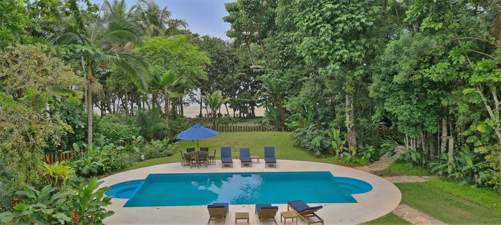 Área externa 19 — Iporanga, Guarujá, para temporada, Casa