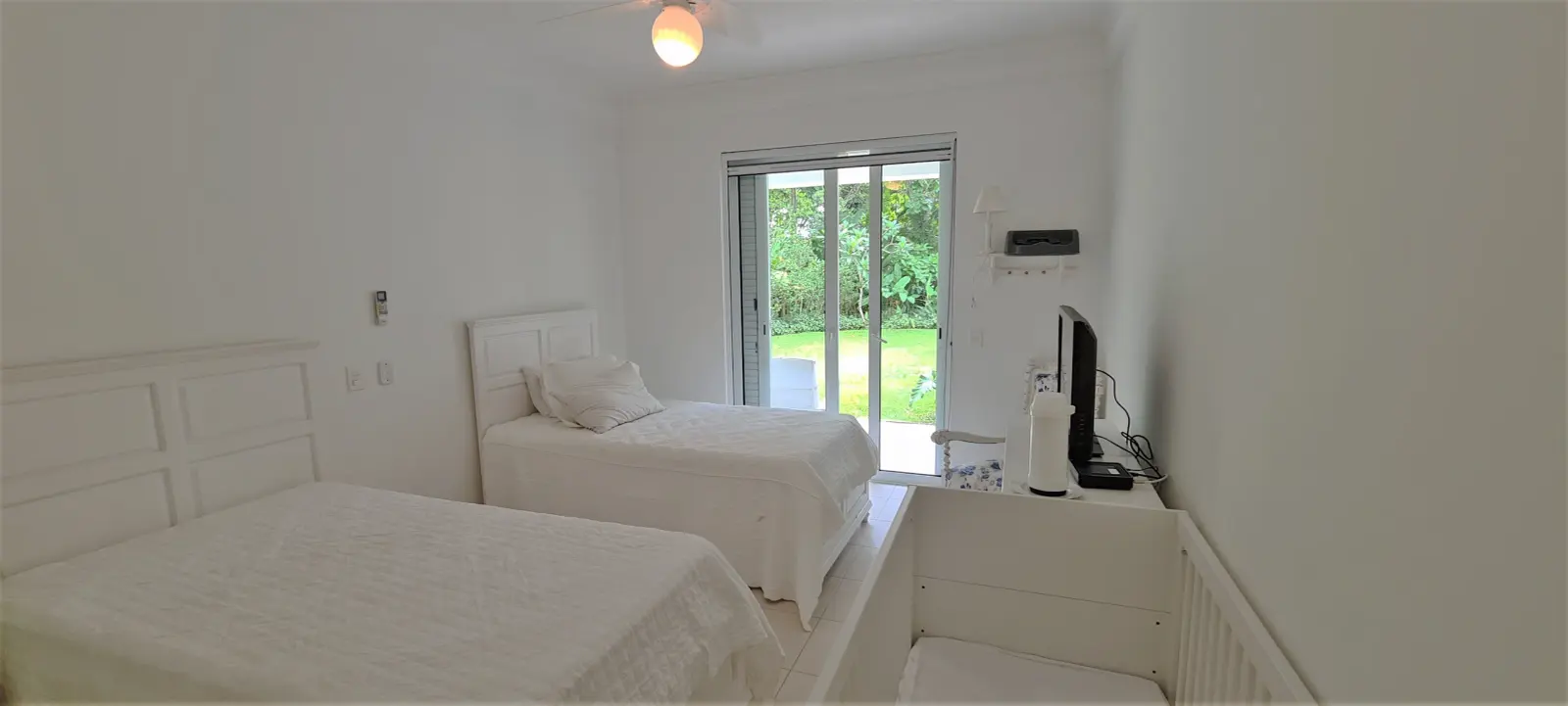 Suíte 18 — Iporanga, Guarujá, para temporada, Casa