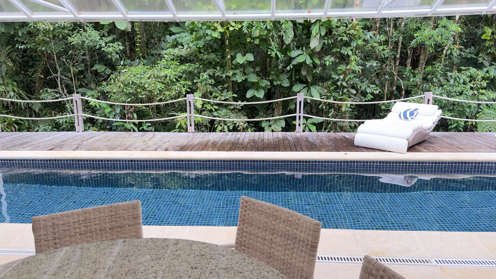 Área externa 20 — Iporanga, Guarujá, à venda e para locação, Casa